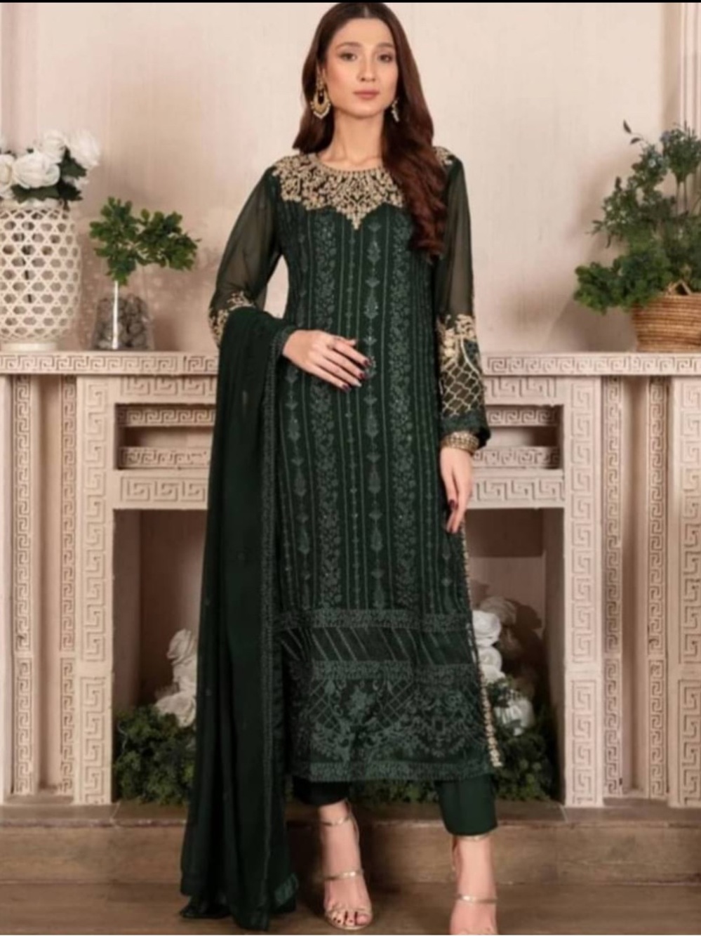 Elegant Dark Green Embroidered Long Sleeve Women’s Kurta with Dupatta